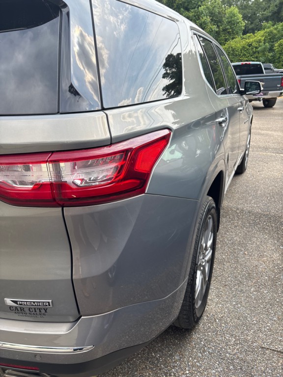 2018 Chevrolet Traverse Image 4