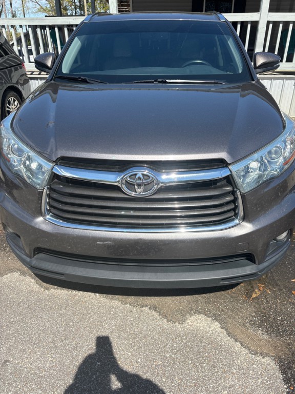 2015 Toyota Highlander Image 3