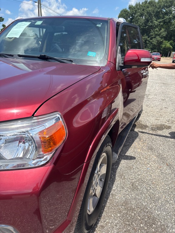 2010 Toyota 4Runner Image 2