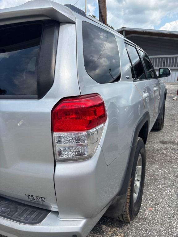 2010 Toyota 4Runner Image 4