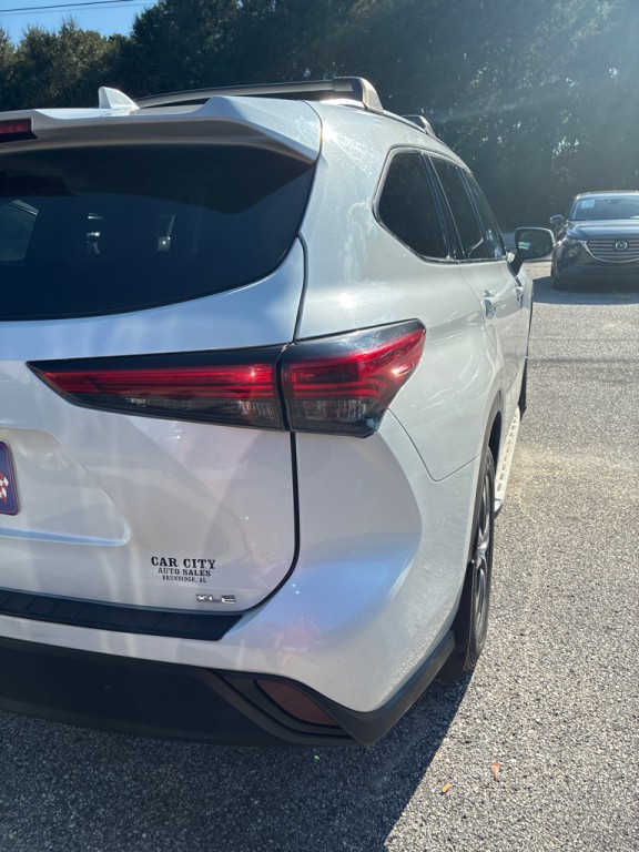 2021 Toyota Highlander Image 4
