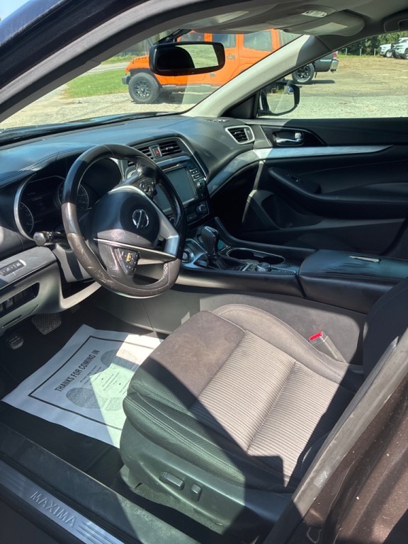 2016 Nissan Maxima Image 3
