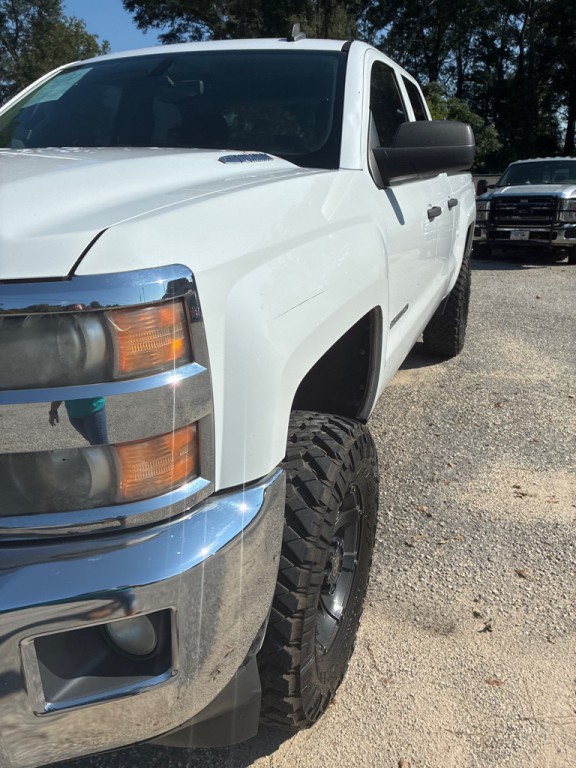 2015 Chevrolet Silverado 1500 Image 2