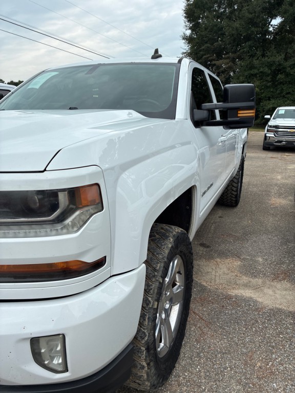 2016 Chevrolet Silverado 1500 Image 2