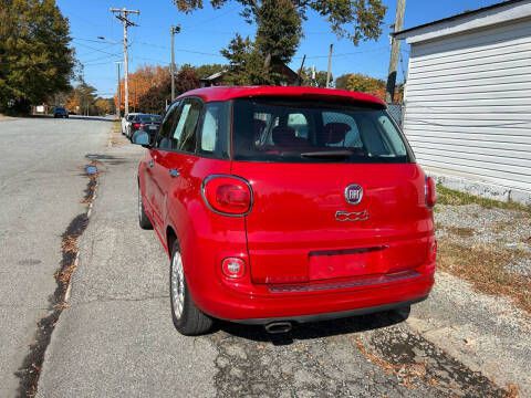 2014 FIAT 500L Image 10
