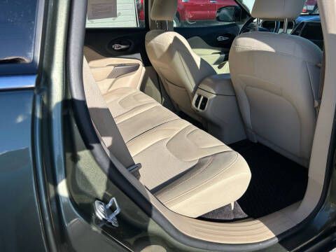 2019 Jeep Cherokee Image 16