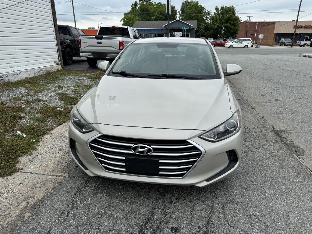 2017 Hyundai Elantra Image 19