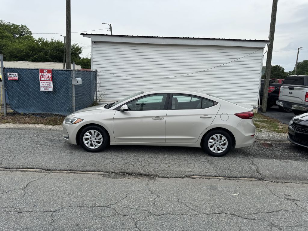 2017 Hyundai Elantra Image 5