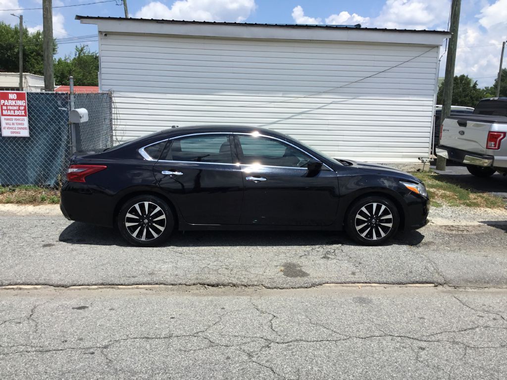 2018 Nissan Altima Image 5
