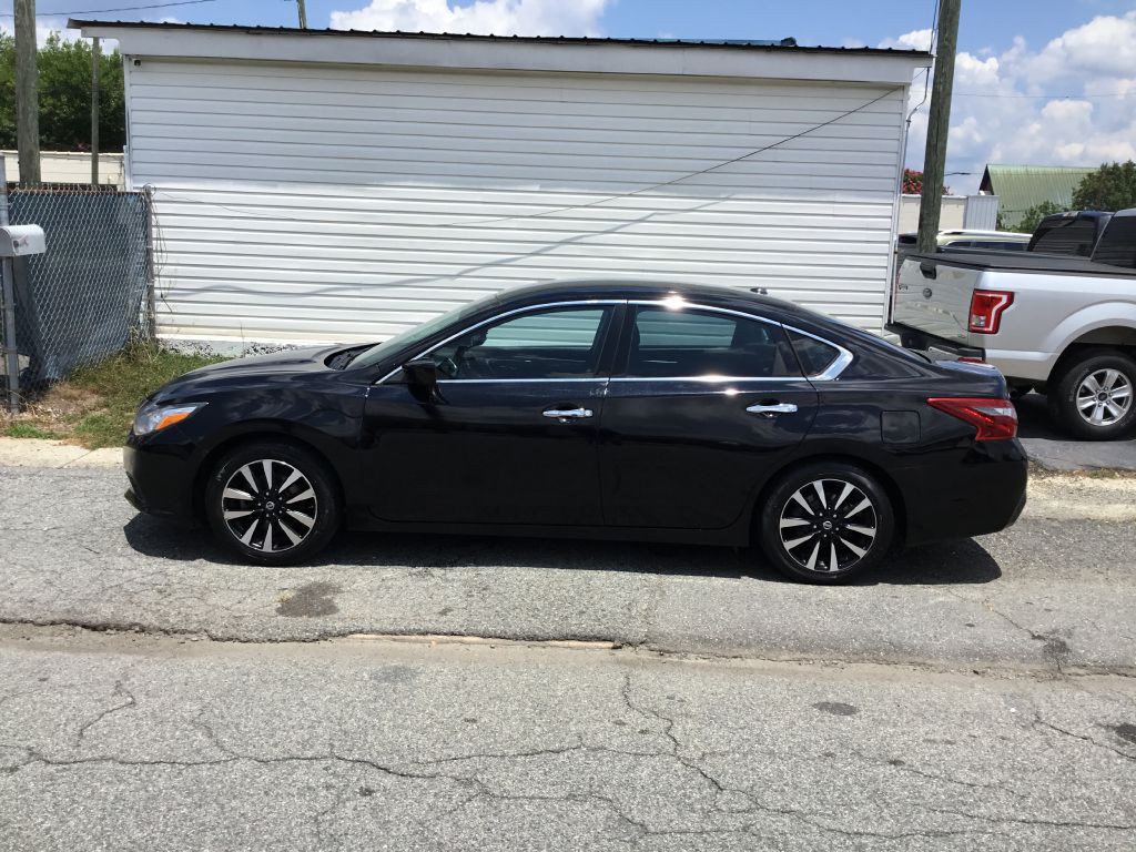 2018 Nissan Altima Image 6