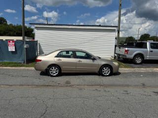 2005 Honda Accord Image 3