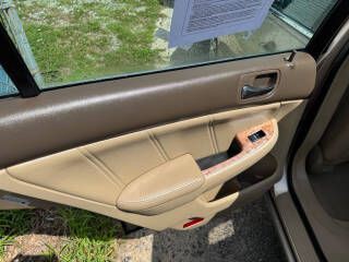 2005 Honda Accord Image 12