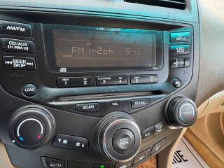 2005 Honda Accord Image 23
