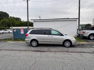 2007 Toyota Sienna Image 4