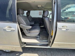 2007 Toyota Sienna Image 12