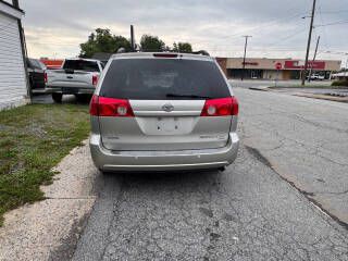 2007 Toyota Sienna Image 16