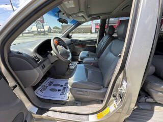 2007 Toyota Sienna Image 17