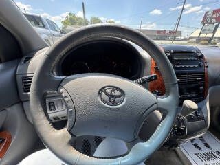 2007 Toyota Sienna Image 8