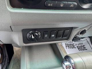 2011 Nissan Frontier Image 5