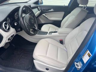 2015 Mercedes-Benz GLA-Class Image 4