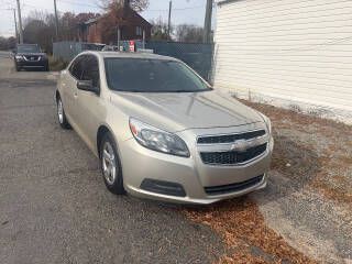 2013 Chevrolet Malibu Image 6