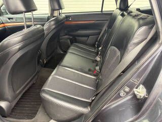 2013 Subaru Outback Image 13