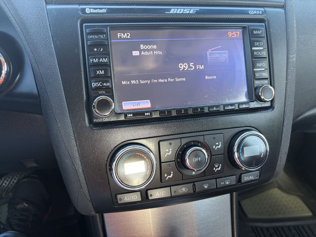 2011 Nissan Altima Image 12