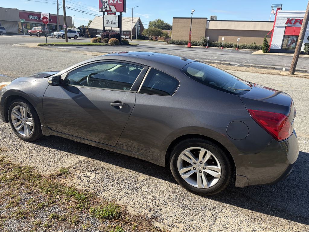 2011 Nissan Altima Image 14