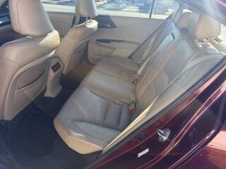 2013 Honda Accord Image 15