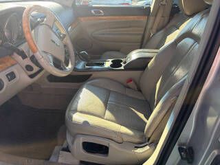 2012 Lincoln MKT Image 3