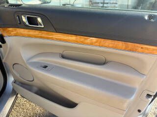 2012 Lincoln MKT Image 15