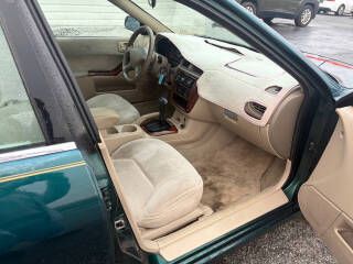 2001 Mitsubishi Galant Image 5