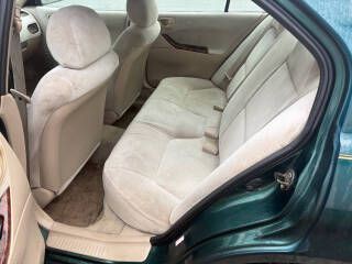 2001 Mitsubishi Galant Image 14