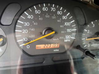 2001 Mitsubishi Galant Image 18