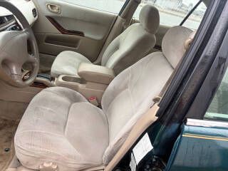 2001 Mitsubishi Galant Image 22