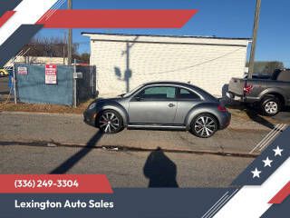 2012 Volkswagen Beetle Image 3