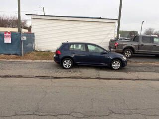 2015 Volkswagen Golf Image 4