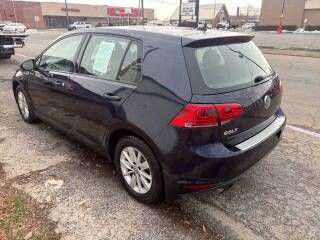 2015 Volkswagen Golf Image 21