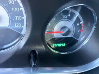 2013 Chrysler 200 Image 13