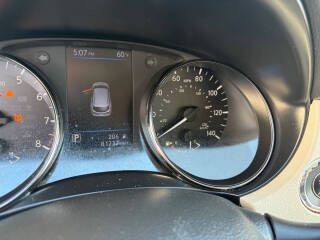 2019 Nissan Rogue Image 9