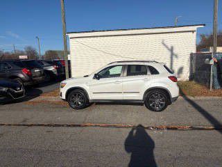 2013 Mitsubishi Outlander Image 19