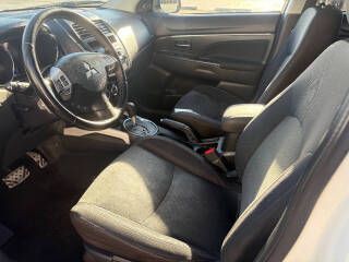 2013 Mitsubishi Outlander Image 21