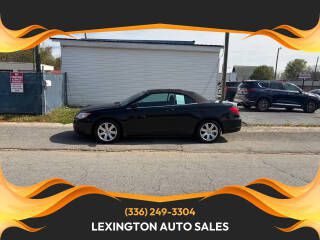 2011 Chrysler 200 Image 7