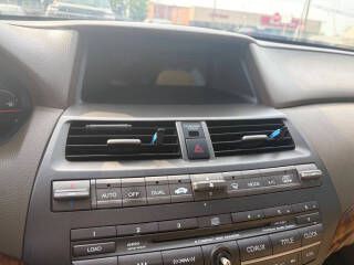 2009 Honda Accord Image 10