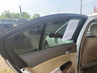 2009 Honda Accord Image 18
