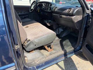 2001 Dodge Ram 2500 Image 9