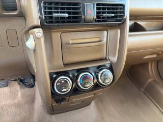 2004 Honda CR-V Image 21