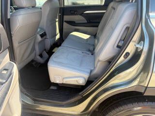 2016 Toyota Highlander Image 15