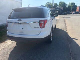 2016 Ford Explorer Image 12