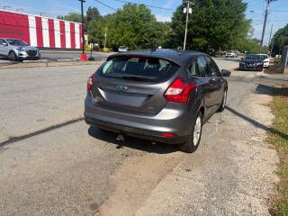 2012 Ford Focus Image 10